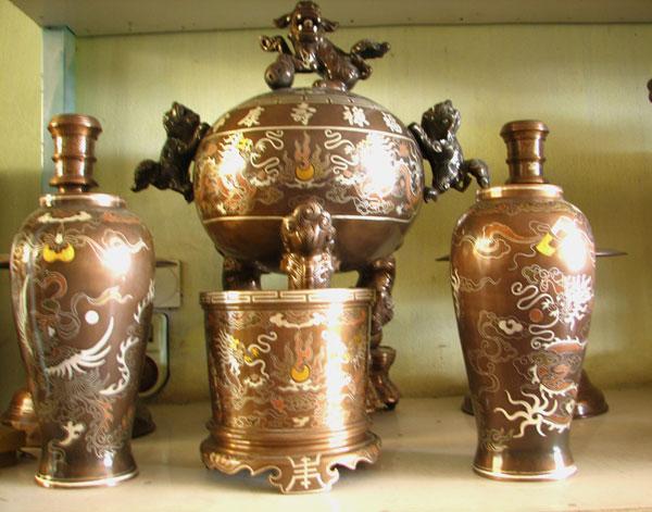 Bát hương, việc bốc bát hương và sử dụng bát hương