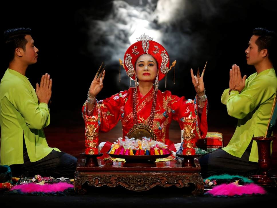 cung chuyen gia doc vi nguoi co can hau dong thuong co dac diem nhu the nao